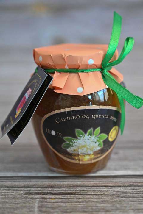 Slatko od latice ruža